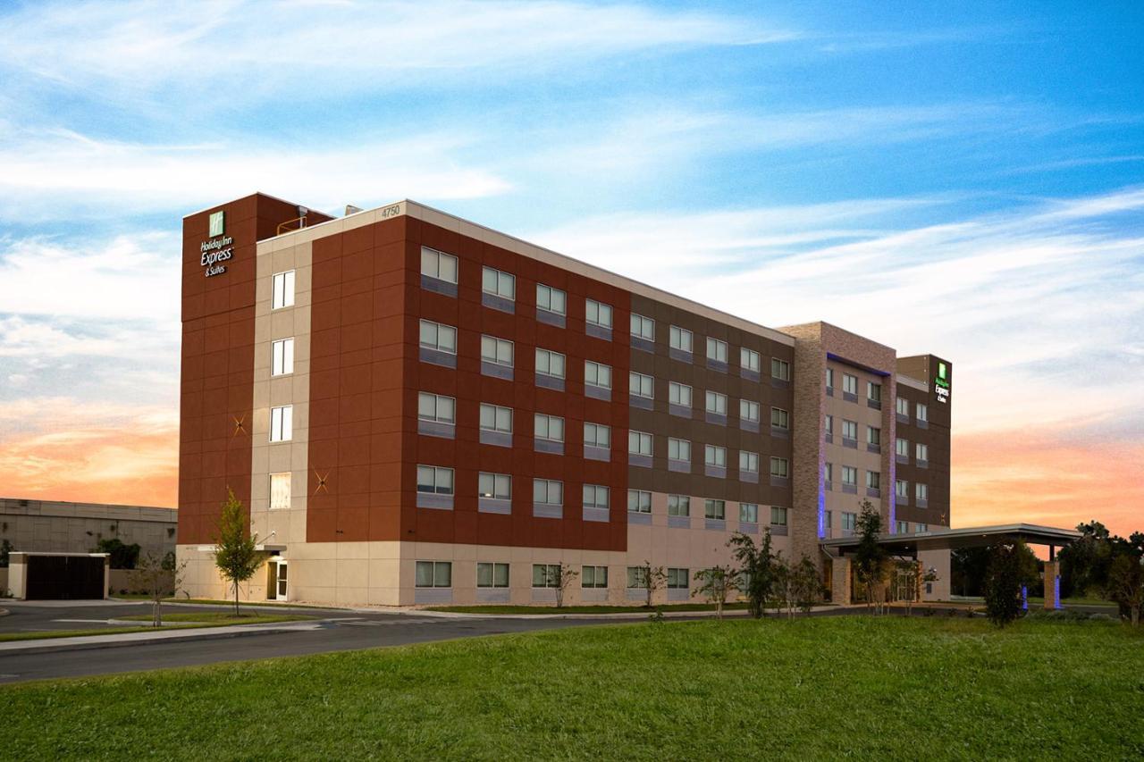 Express & - Mary By Ihg